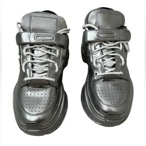 New silver shiny Maison Margiela platform sneakers! EU 38, fits small US 8 / 7.5